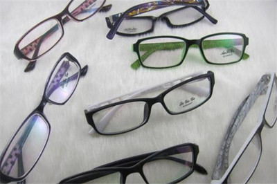 精益眼镜福建加盟流程与化妆品业务拓展指南