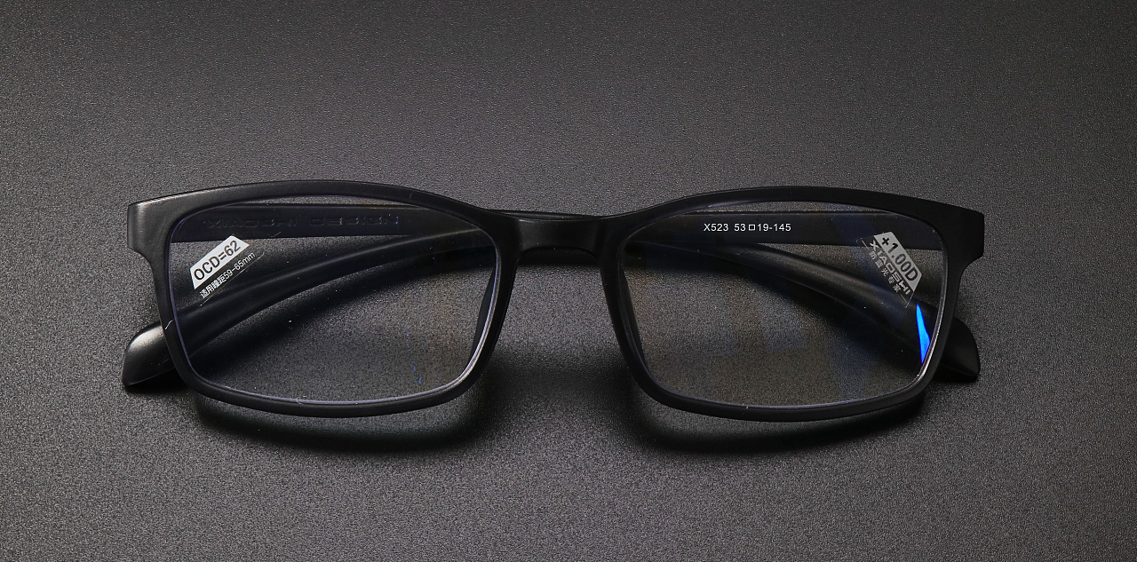 眼镜拍摄技巧与要点