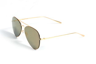 天明眼镜产品展示与家用电器店铺装修设计